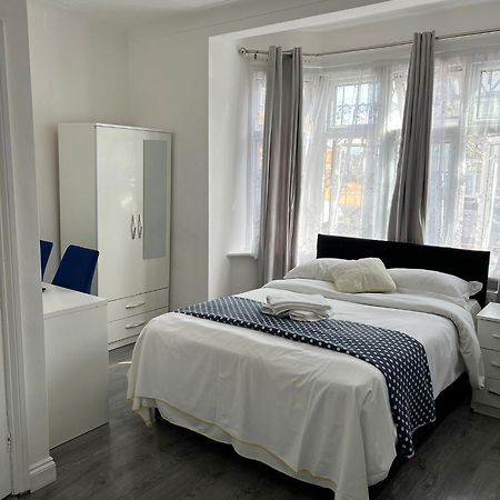 Starlet Property Wanstead Zewnętrze zdjęcie