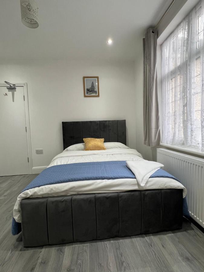 Starlet Property Wanstead Zewnętrze zdjęcie