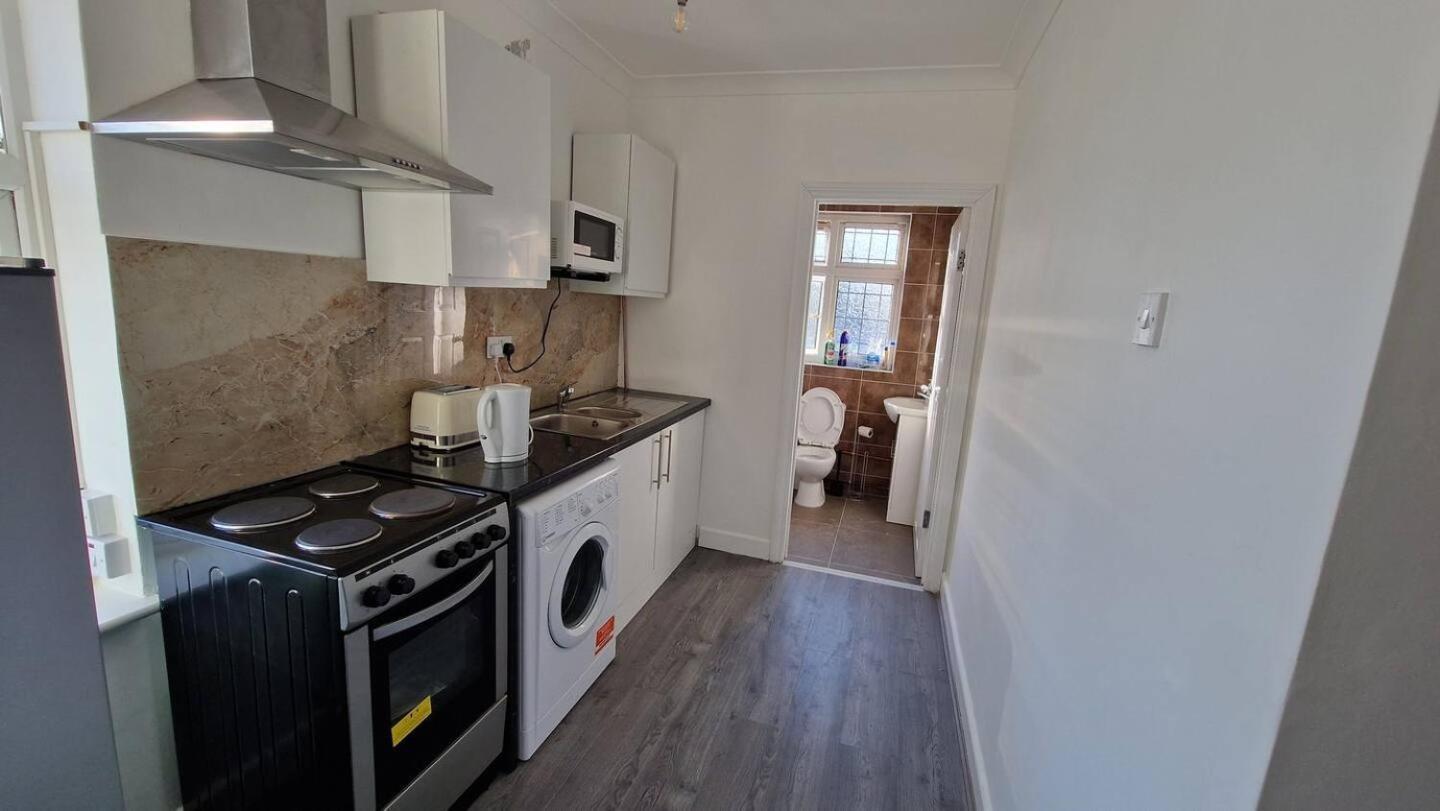 Starlet Property Wanstead Zewnętrze zdjęcie